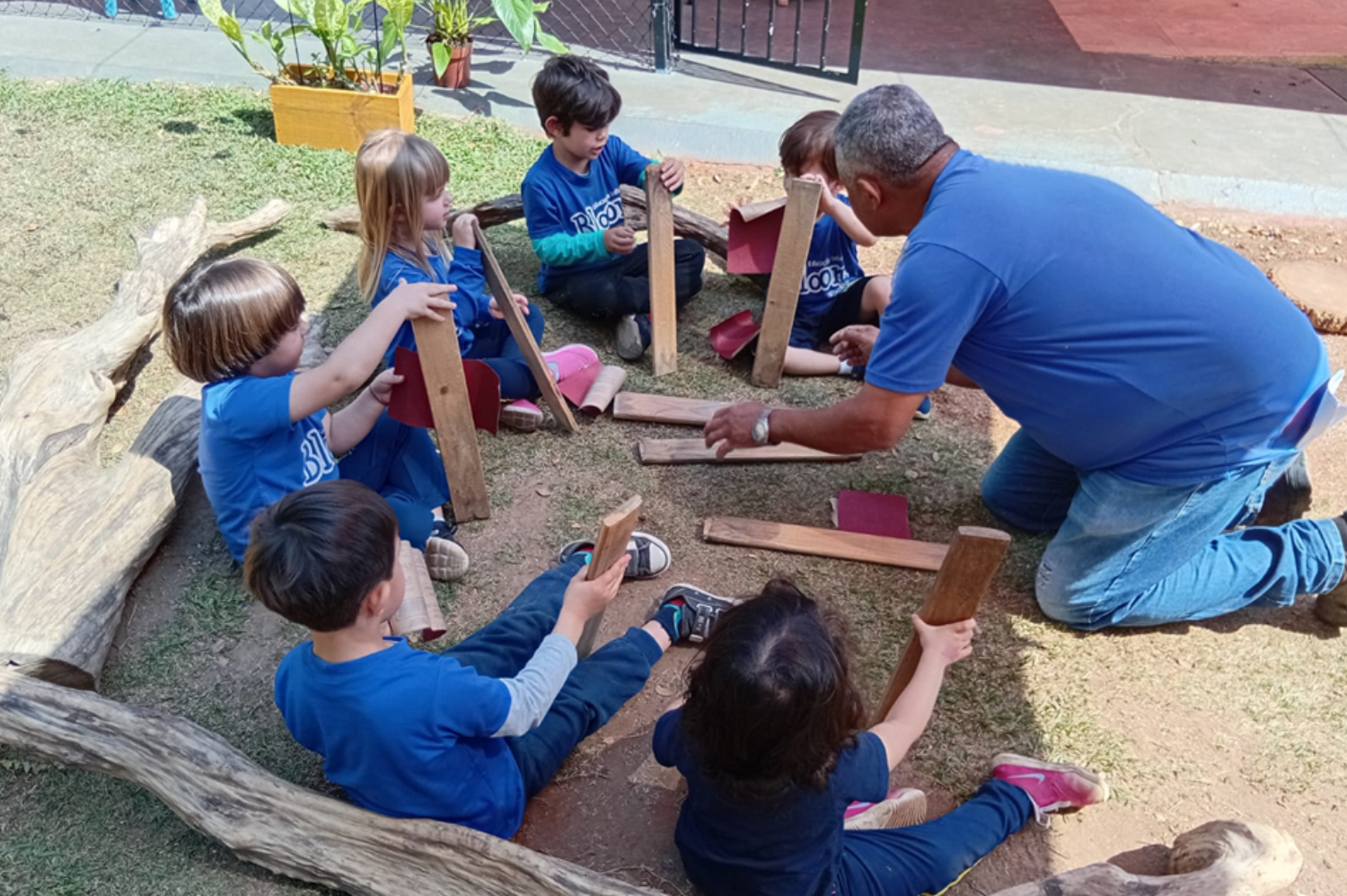 A criança como protagonista: o que a abordagem Reggio Emilia nos ensina sobre aprender e ensinar