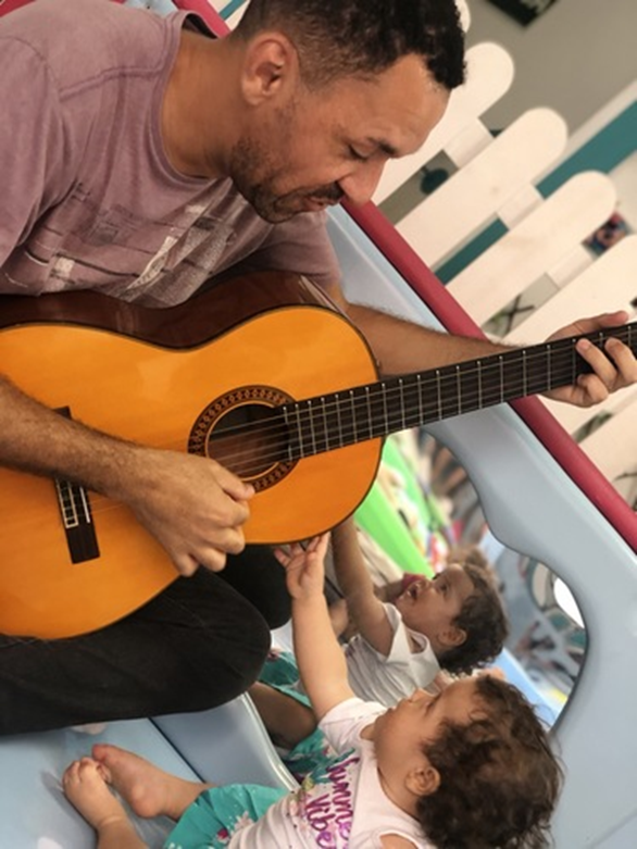 O que seu filho já te ensinou quando você parou para escutá-lo de verdade?